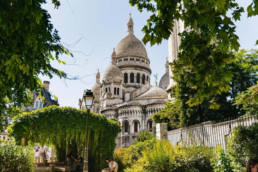 Paris: Hidden Gems of Montmartre with Local Guide - Montmartre beyond the main tourist streets