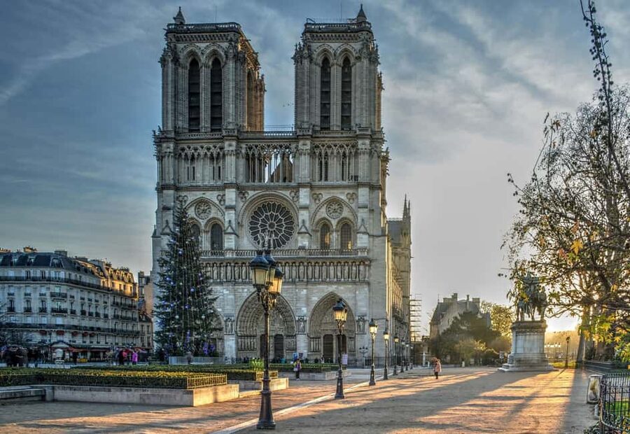 Paris Highlights Full Day Tour - Guides can shape the whole day