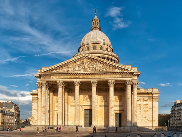 Paris Highlights Immersive Coach Tour - Along the Seine, Pont Neuf, and Notre-Dame
