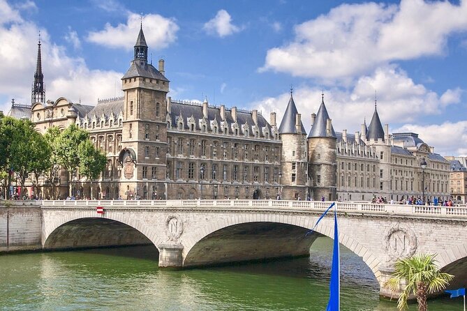 Paris - Historic City Center Walking Tour - Notre-Dame from 1163 to the 2019 fire