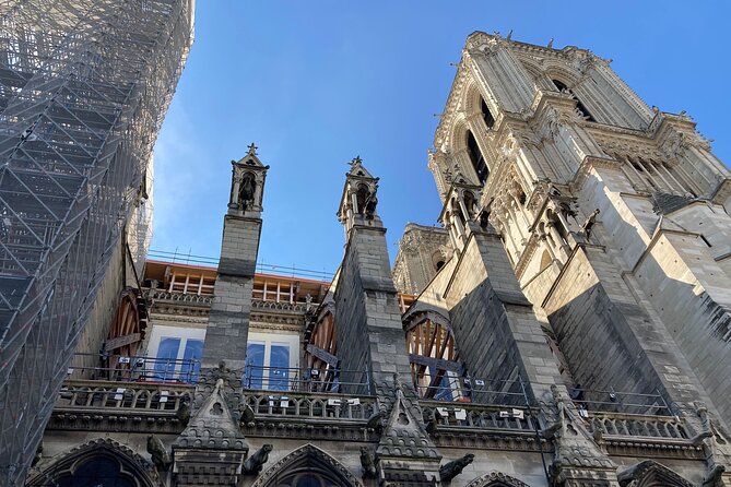 Paris Île de la Cité and Notre-Dame Walking Tour With Crypt - Place Dauphine, a quiet royal project