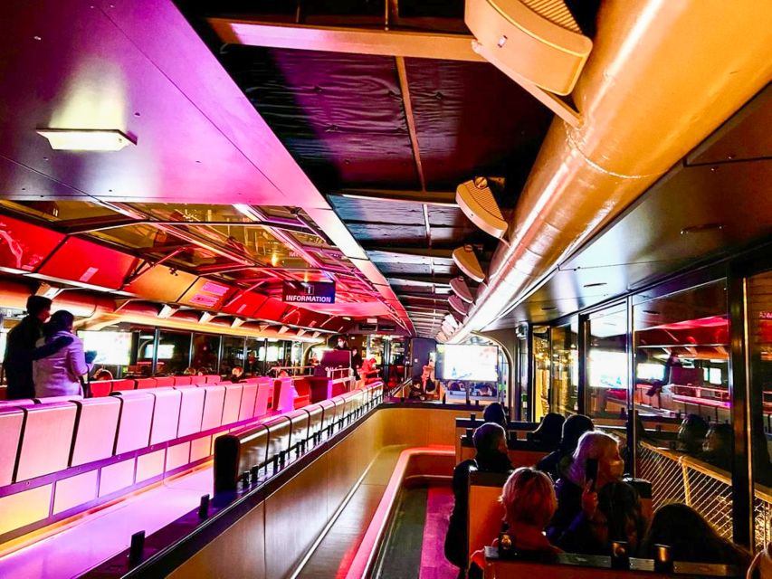 Paris: Illuminated Evening River Cruise & Waffle Tasting - The Louvre and the bridges of central Paris