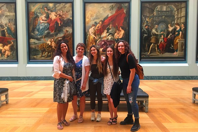 Paris Kids and Families Private Louvre Tour - Why the private format matters for different ages