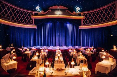 Paris: La Nouvelle Eve Cabaret Show with Champagne
