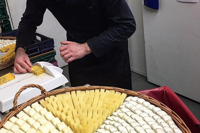 Paris Latin Quarter Food Tour - What the guides add to the experience