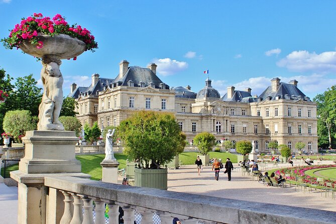 Paris - Latin Quarter Free Tour in English (Tip-Based) - Rue de la Huchette and the narrow streets of Old Paris