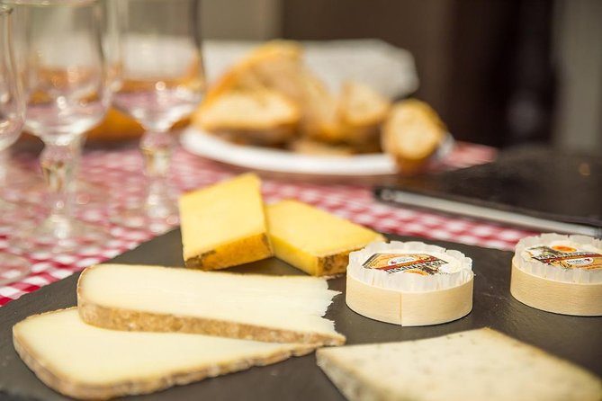 Paris Le Marais District Original Food and Wine Tasting Tour - The guides make or break the experience