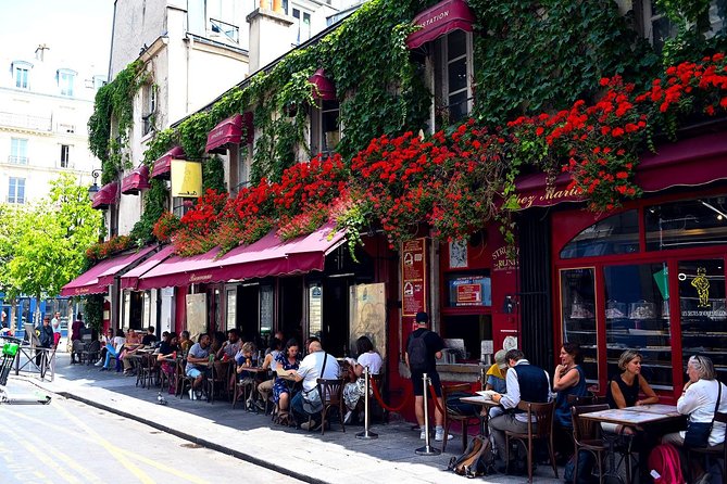 Paris Le Marais Food Tour With 10+ Tastings, Cheese, Wine & More - Falafel in the Jewish quarter