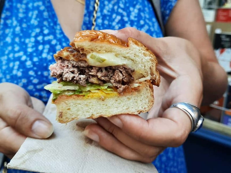 Paris: Le Marais Guided Food Tour with Tastings - How the $76 price measures up