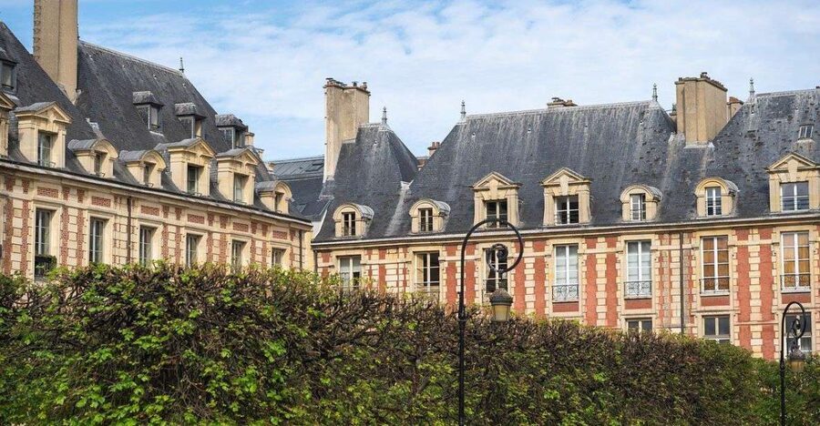 Paris: Le Marais Highlights Guided Small Group Walking Tour - Key points to know before booking
