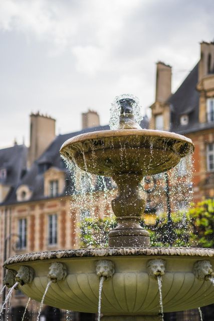 Paris: Le Marais Highlights Guided Small Group Walking Tour - Saint-Paul Church brings a quieter change of pace