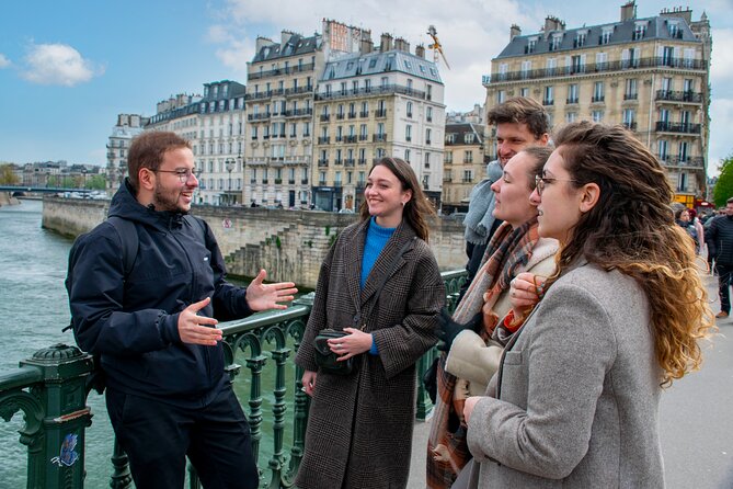 Paris Like a Local: Full-Day Custom Tour with Private Guide - Place de la Concorde and the Tuileries connect royal and revolutionary Paris