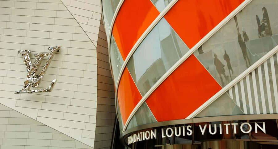 Paris: Louis Vuitton Foundation Exterior Tour with Entry - Key points to know before you book