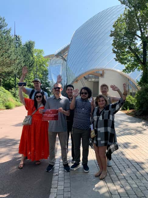 Paris: Louis Vuitton Foundation Exterior Tour with Entry - Choosing your exhibition dates carefully
