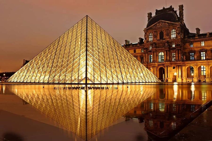 Paris: Louvre Guided Tour with Skip-the-Line Entry Tickets - From ancient civilizations to the Renaissance