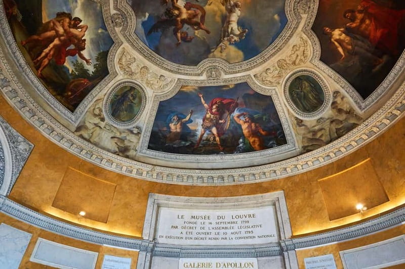 Paris: Louvre Museum Entry Ticket and Garden Walking Tour - Walking through the Tuileries Garden