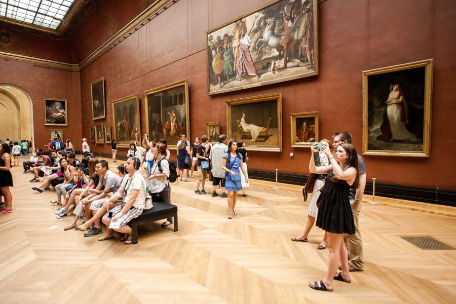Paris: Louvre Museum Guided Tour - What you will learn beyond the famous three