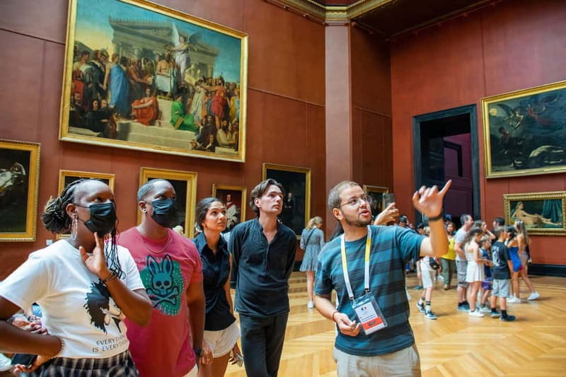 Paris: Louvre Museum Highlights Small-Group Guided Tour - Key points at a glance