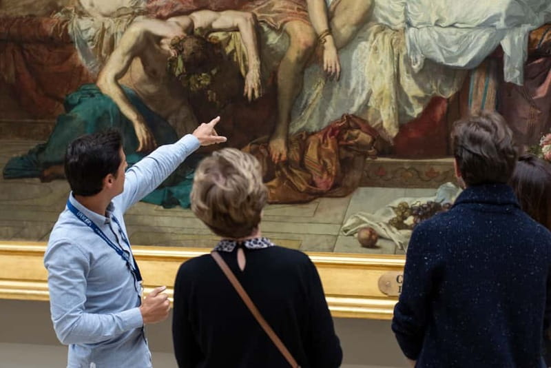 Paris: Louvre Must-See Tour with Reserved Entry Ticket - Why the Louvre needs a plan