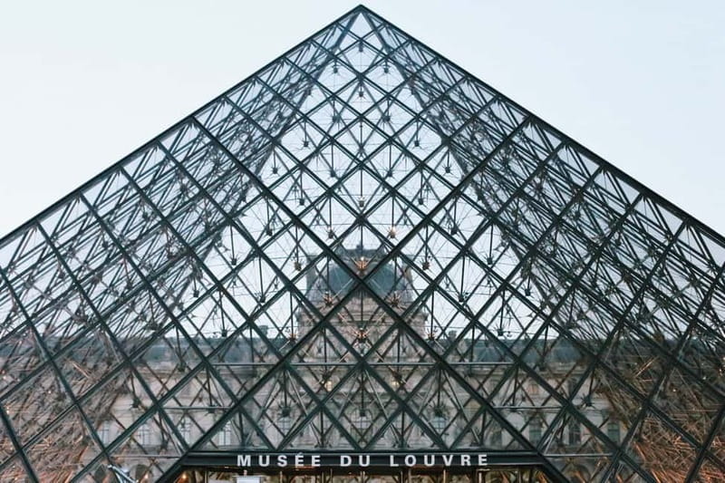 Paris: Louvre Must-See Tour with Reserved Entry Ticket - The final 15 minutes and your extra museum time