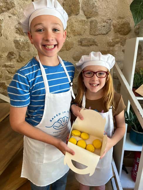 Paris: Macaron Baking Class for Families and Kids - Piping shells and making the tricky part manageable