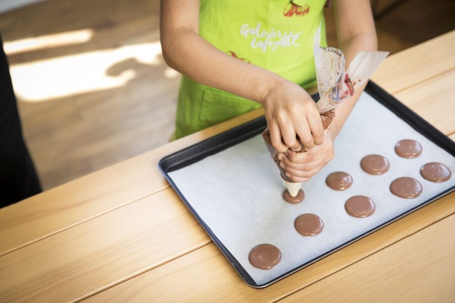 Paris: Macaron Class at Galeries Lafayette - A good choice for couples, families, and mixed skill levels