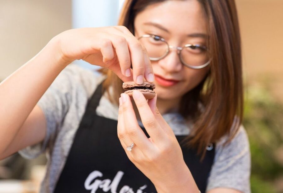 Paris: Macaron Class at Galeries Lafayette - The main limitation: macarons take longer than 90 minutes