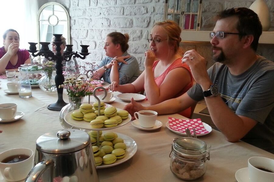 Paris: Macarons Class, Teatime and To-Go Box - Key points to know before booking