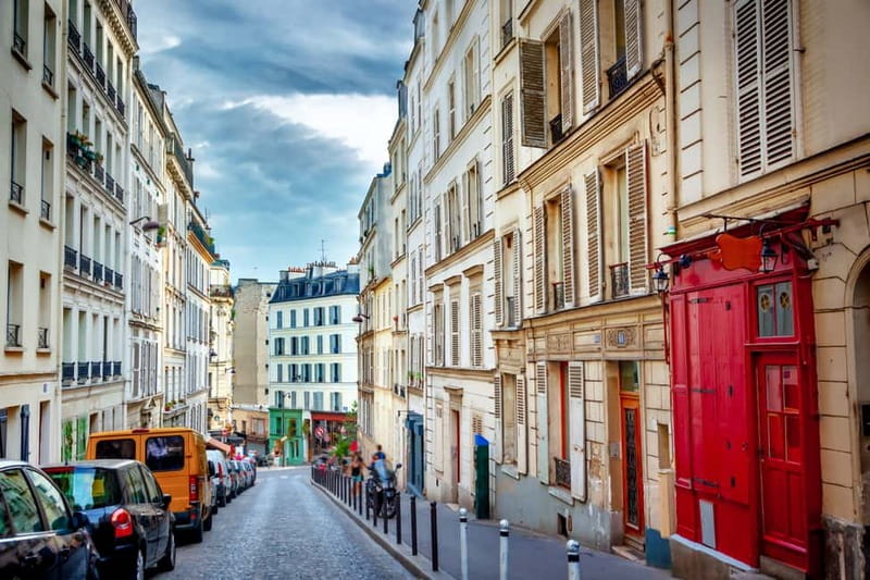 Paris: Montmartre Hidden Gems and Highlights Walking Tour - Montmartre’s remaining vineyard