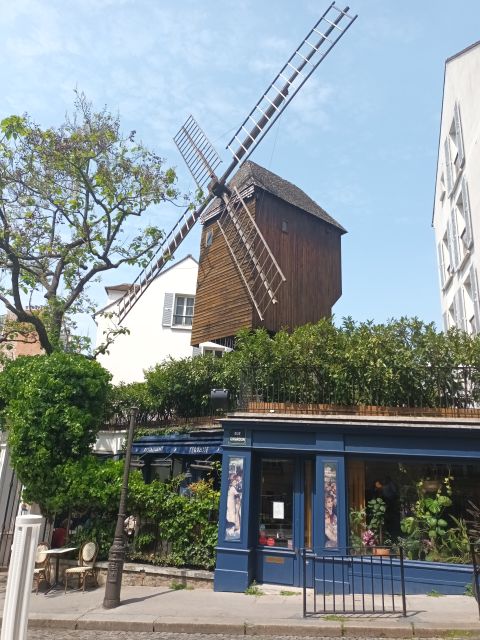 Paris: Montmartre Small Group Guided Walking Tour - Starting at Anvers and climbing toward Sacré-Coeur