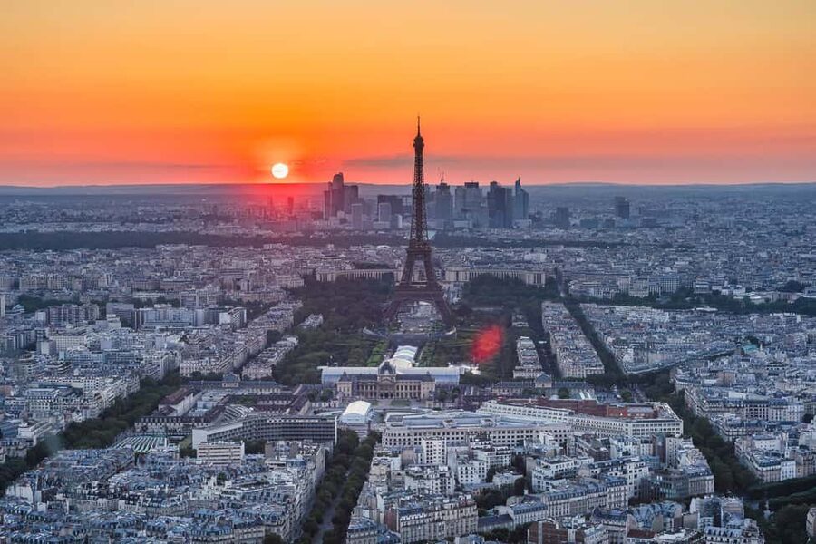 Paris: Montparnasse Tower Observation Deck Entry Ticket - The best time: sunset, sparkle, or quiet morning?