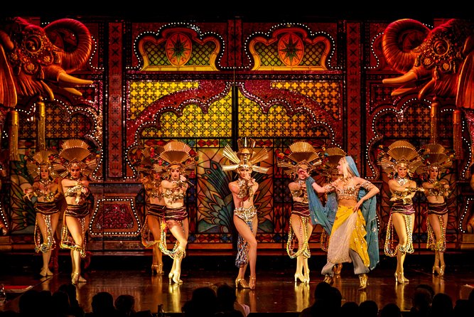 Paris Moulin Rouge Cabaret Show and Dinner - Dinner before the curtain rises