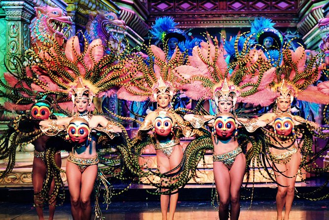 Paris Moulin Rouge Cabaret Show and Dinner - Shared tables and uncertain seating