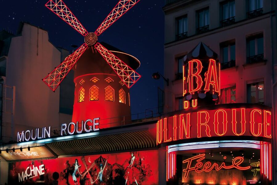 Paris: Moulin Rouge Cabaret Show Ticket with Champagne - More than the can-can