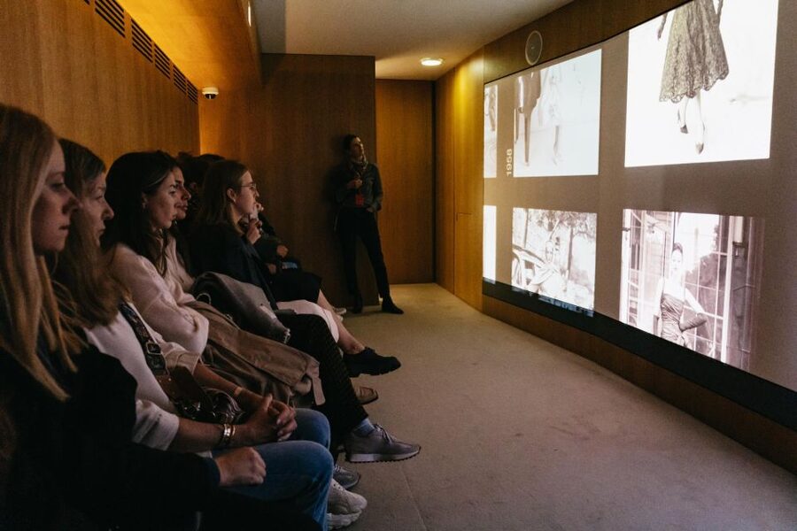 Paris: Musée Yves Saint Laurent Before Opening Hours Tour - Practical details before you go