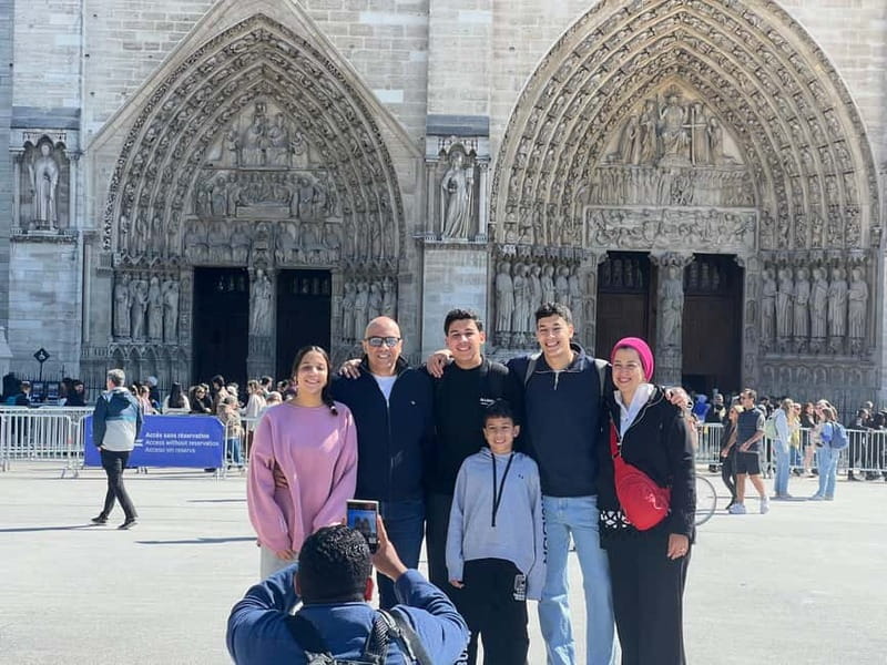 Paris: Notre-Dame Cathedral Exterior Tour & Free Entrance - Notre-Dame’s stories, legends, and the Hunchback connection
