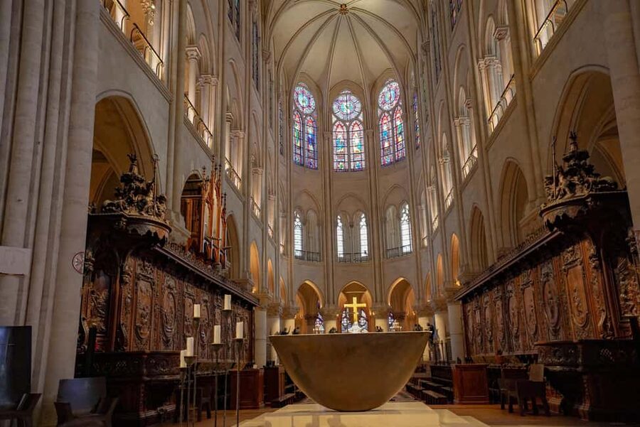 Paris: Notre Dame Cathedral Exterior Tour with Free Entry - Why Notre Dame’s exterior deserves an hour