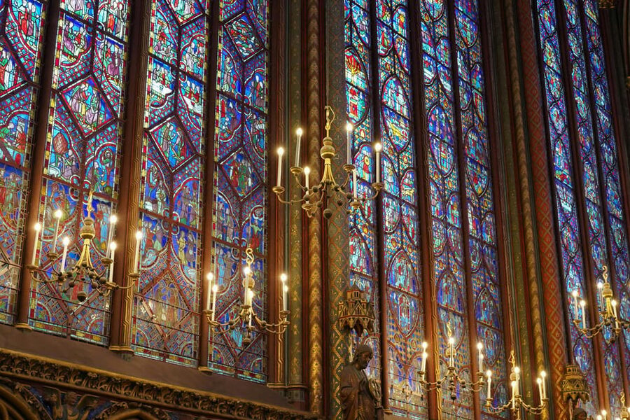 Paris: Notre Dame Cathedral Exterior Tour with Free Entry - Victor Hugo and the rescue of a neglected cathedral