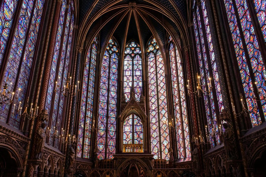 Paris: Notre Dame Cathedral Exterior Tour with Free Entry - Inside Notre Dame, a self-guided visit