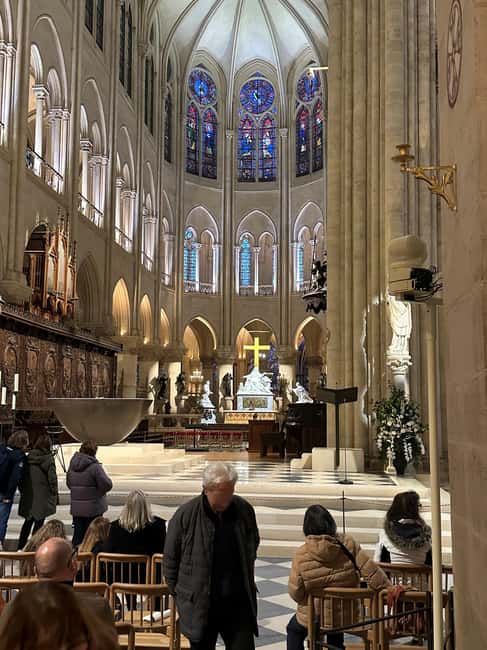Paris: Notre Dame Cathedral Guided Tour of the Neighborhood - Why Île de la Cité matters