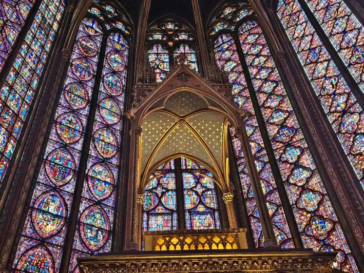 Paris: Notre Dame Outdoor Tour with Sainte-Chapelle / Crypt. - Key points at a glance