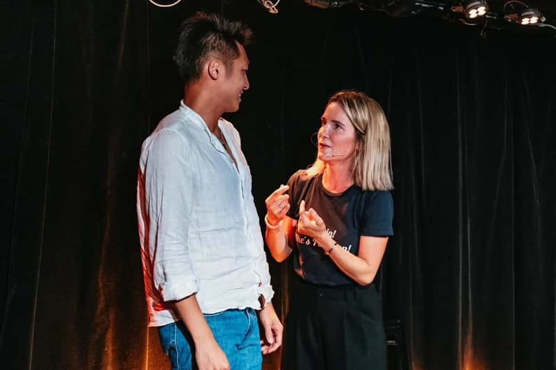 Paris: Oh My God She's Parisian! English Comedy Show - What Julie’s Paris lesson is really about