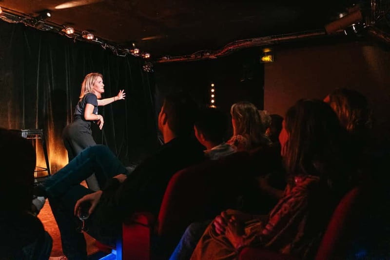 Paris: Oh My God She's Parisian! English Comedy Show - Why the English language matters