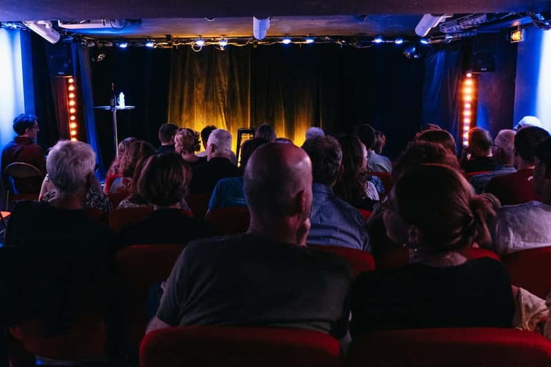 Paris: Oh My God She's Parisian! English Comedy Show - Who should see this show?