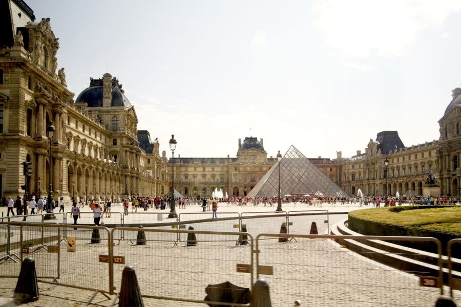 Paris: Openair Double Decker Bus Audio-Guided City Tour - Place de la Concorde and the Champs-Elysees