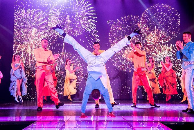 Paris Paradis Latin Cabaret Dinner and Show - Getting there and planning the evening