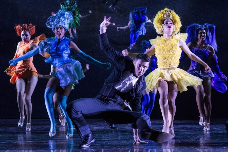 Paris: Paradis Latin Cabaret Show with Optional Champagne - Is $106 a fair Paris price?