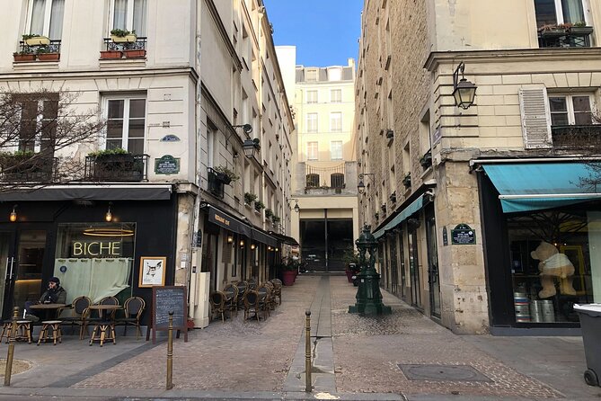 Paris Pastry Tour - Croissants, Macarons & Iconic French Desserts - Why this Paris pastry walk is worth considering
