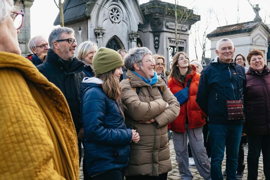 Paris: Pere Lachaise Cemetery Guided Tour - Why Père Lachaise feels like an open-air museum