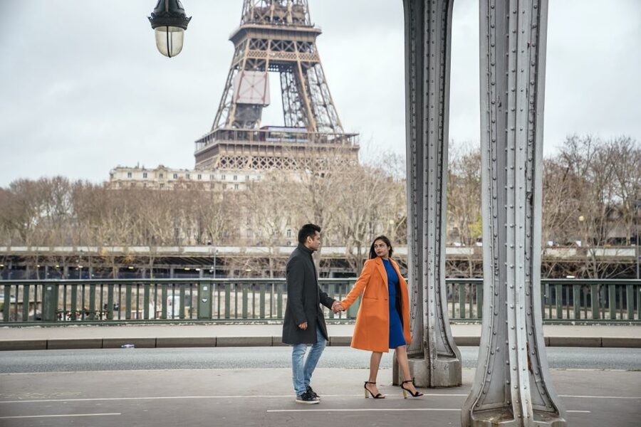 Paris: Photo Shoot with a Private Travel Photographer - What the photographer adds beyond a camera